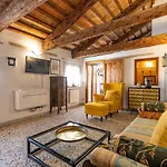 Casa Violante *